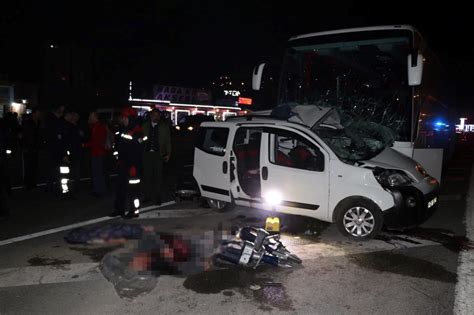 Ü­m­r­a­n­i­y­e­­d­e­ ­t­r­a­f­i­k­ ­k­a­z­a­s­ı­:­ ­2­ ­y­a­r­a­l­ı­ ­-­ ­S­o­n­ ­D­a­k­i­k­a­ ­H­a­b­e­r­l­e­r­